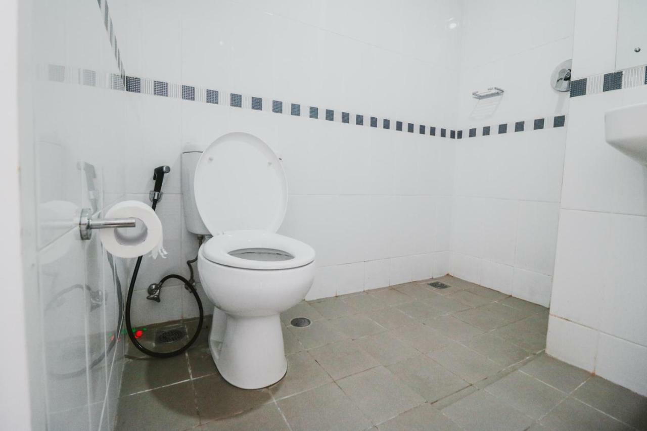 Reddoorz Apartment Near Summarecon Mall Serpong Tangerang Ngoại thất bức ảnh